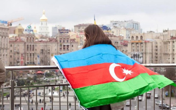 МЗС Азербайджану викликало посла РФ через загибель громадян у Єкатеринбурзі