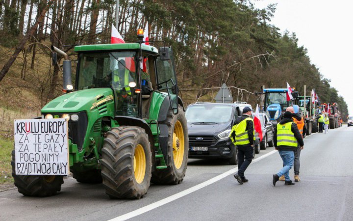 Польські фермери заблокували рух біля двох пунктів пропуску з Німеччиною