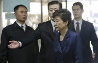 Екс-президенту Південної Кореї пред'явлено звинувачення в корупції