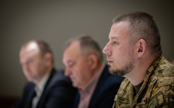 Паліса обговорив із ексдиректором ЦРУ розвиток технологій і реформу армії
