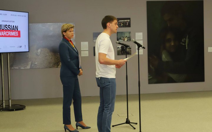 У Брюсселі в штаб-квартирі НАТО відкрилась виставка про напад Росію на Україну