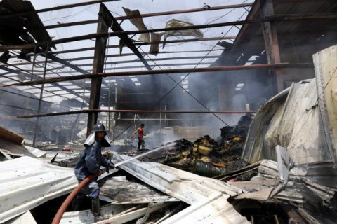 Более 140 человек погибли в результате авиаудара по траурной церемонии в Йемене