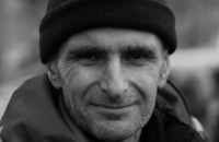 Через 8 місяців після повернення з полону помер захисник Маріуполя, морпіх Олександр Савов