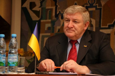 Колишній міністр оборони Єжель отримав статус біженця в Білорусі
