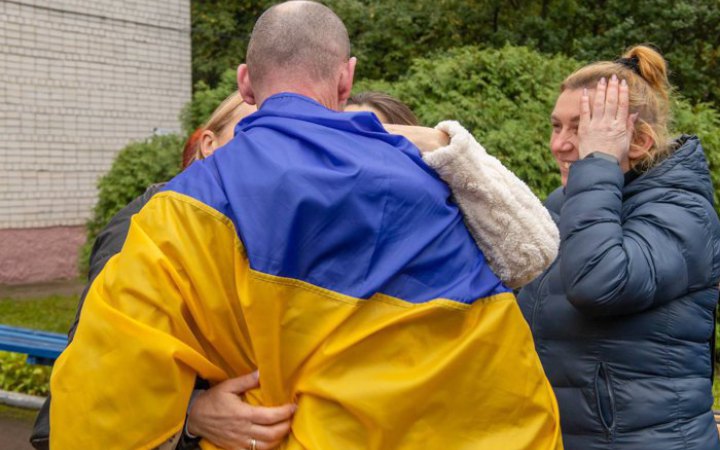 Життя завдовжки понад дві тисячі кілометрів, 3,5 року та повернення додому. Історія звільненого з полону Сергія Ахметова 