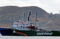 Российский суд отказался выпускать активистов Greenpeace под домашний арест