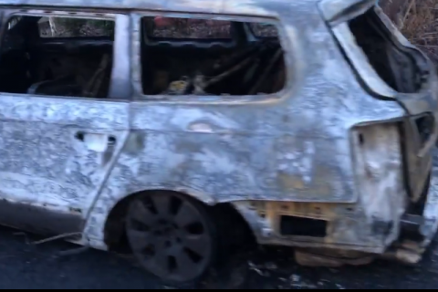 В Запорожье сожгли автомобиль волонтера 