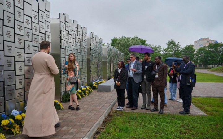 МЗС організувало третій престур до України журналістів із 8 країн Африки