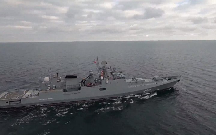 Росія вивела у Чорне море надводний ракетоносій