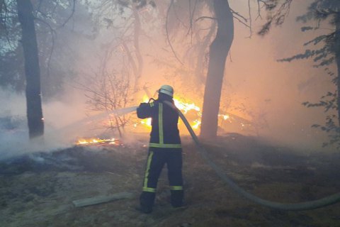 Следствие рассматривает четыре версии возникновения пожаров на Луганщине