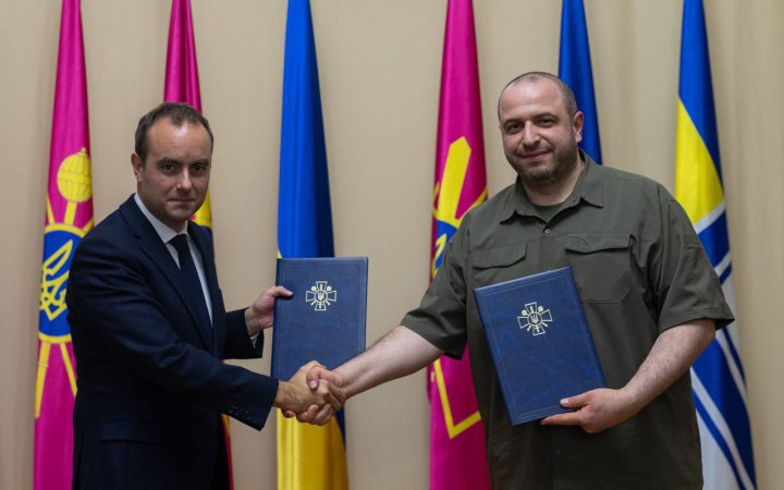 Міністри оборони України та Франції обговорили подальшу оборонну співпрацю