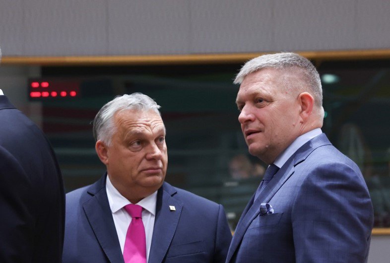 Орбан і Фіцо на зустрічі лідерів ЄС у Брюсселі, 26 жовтня 2023