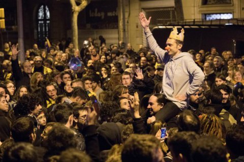 Жители Барселоны встретили короля Испании протестами
