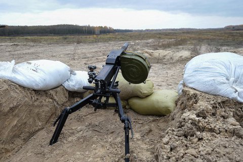 Четыре военных ранены на Донбассе за последние сутки
