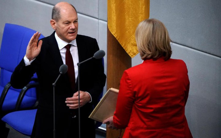 Уряду Німеччини треба визначитись: не можна намагатись балансувати між Україною та відносинами з РФ, – Зеленський