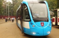 У Вінниці показали перероблений зі старої "Татри" трамвай