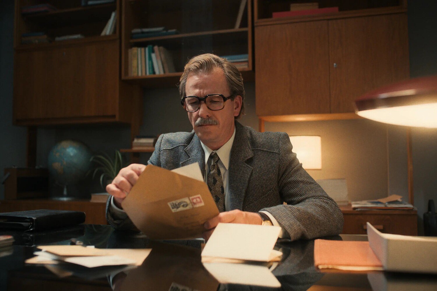 Кадр з фільму «Хвилі».