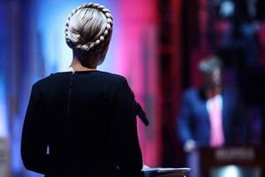 "Батьківщина" просить владу "не чіпати" Тимошенко до одужання