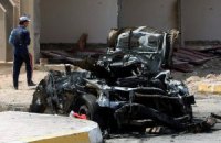 Серия взрывов в Багдаде: 16 жертв
