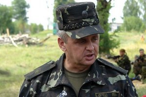 Муженко повідомив про наступ 5 тис. бойовиків біля Донецька