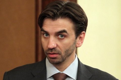 В России по обвинению в мошенничестве задержали экс-министра Абызова 