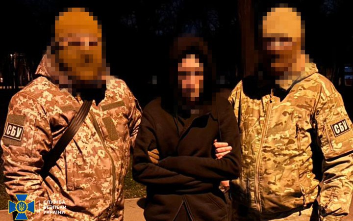 Затримали підозрюваного в організації замаху на посадовця оборонного заводу у Запоріжжі