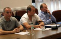 Медведчук заявляє, що брав участь у переговорах на прохання Порошенка