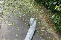 Росіяни знову обстріляли Харків: ракети вдарили біля школи