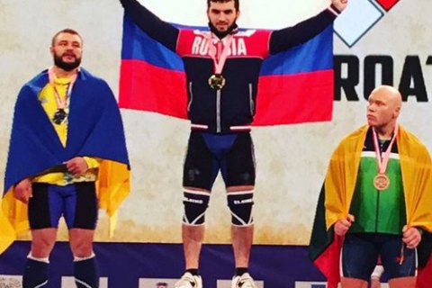 Украинский тяжелоатлет стал чемпионом Европы из-за дисквалификации россиянина за допинг