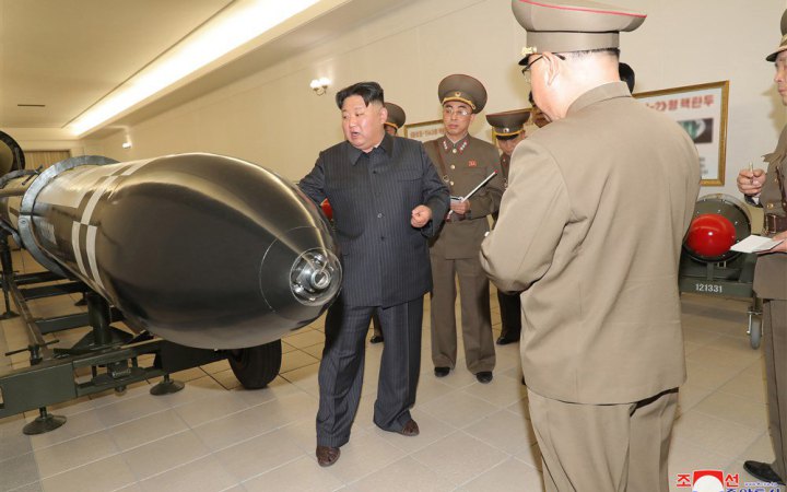 Південна Корея ввела санкції, пов'язані з ядерною програмою КНДР