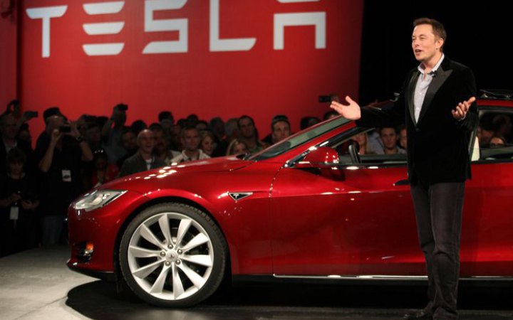 Tesla обговорює з урядом Індії будівництво в країні автомобільного заводу 