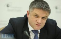 Зарплати українським держслужбовцям хочуть підвищити за кошти ЄС