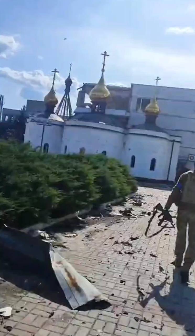 У Покровську через російські атаки зруйнований Покрово-Микільський храм 