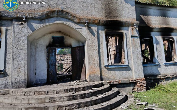 Росіяни вдарили по Чугуївському району Харкова, зруйновано будинок культури 