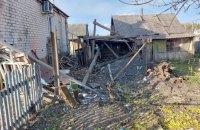 Росіяни зранку обстріляли Вовчанськ, є поранений
