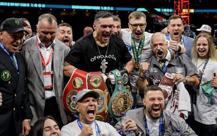 Найвеличніший в історії: як Усик став триразовим абсолютним чемпіоном світу з боксу