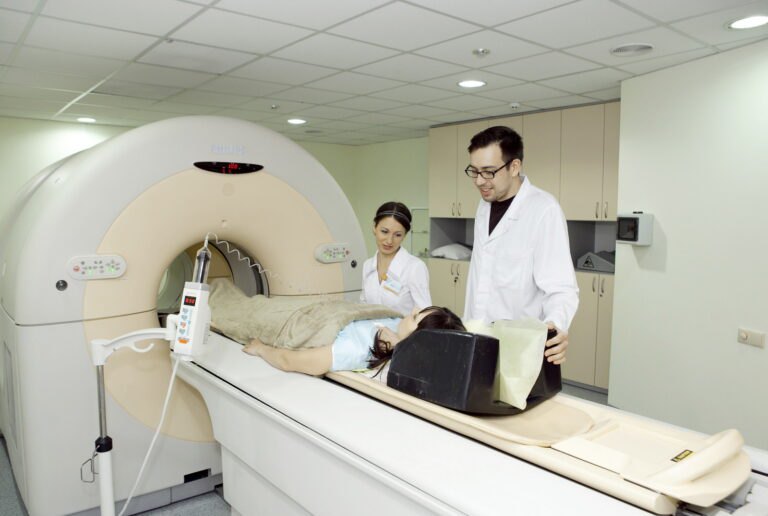 Позитронно-емісійна томографія (ПЕТ) — діагностичне дослідження в центрі мамології <i>LISOD</i> .