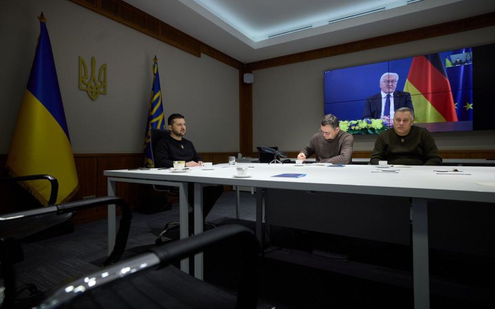 Зеленський і Штайнмаєр обговорили необхідність нарощування оборонної підтримки України