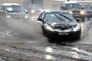 ГАИ готовит киевских водителей к дождю