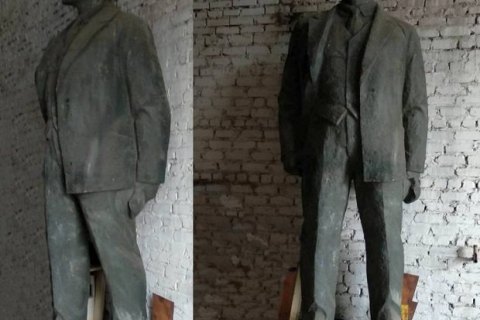 Пам'ятник Леніну в Ізюмі повторно виставлять на продаж