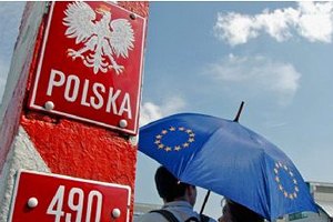 На кордоні з Польщею - багатокілометрові черги
