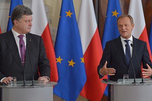 Порошенко предостерег ЕС от преждевременного оптимизма по поводу Донбасса