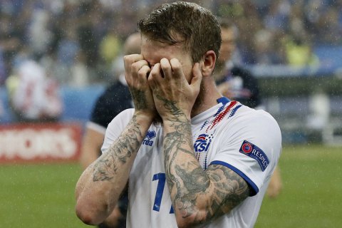 Ісландці забили 3 голи в матчі з чемпіонами світу - французами