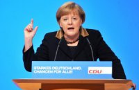 Рейтинг партии Меркель достиг семилетнего максимума