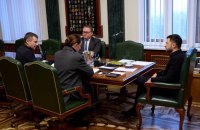 Президент обговорив із представниками уряду "Зимову підтримку", аудит держкомпаній, АРМА та ФДМУ