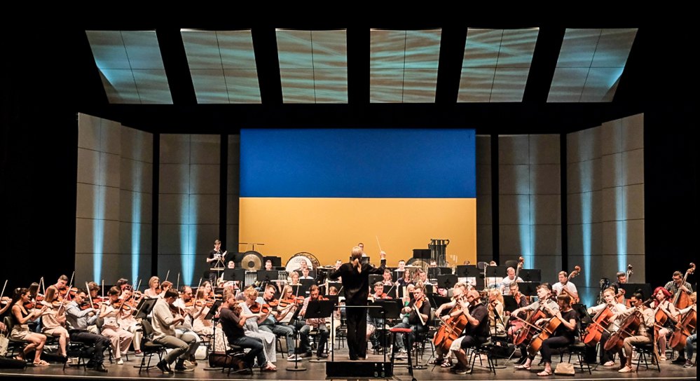 Репетиція Українського оркестру свободи у Великому театрі - Національній опері у Варшаві.