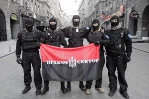 Милиция и Правый сектор объединились в борьбе с киевскими ларьками