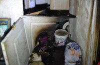 При пожаре в Одессе двое людей погибли из-за того, что пожарные не могли попасть в многоэтажку