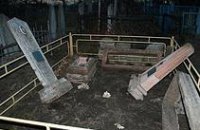 В Днепропетровской области было осквернено еврейское кладбище