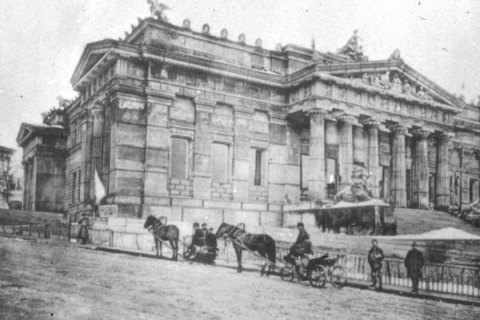 5 серпня. Національний художній музей України